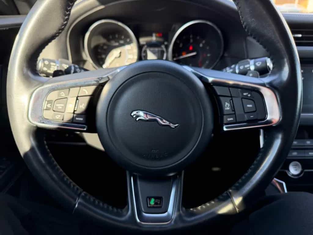 Jaguar XF 30d 300PS R-Sport Automatik Matric Head ACC 03/2017-photo-21