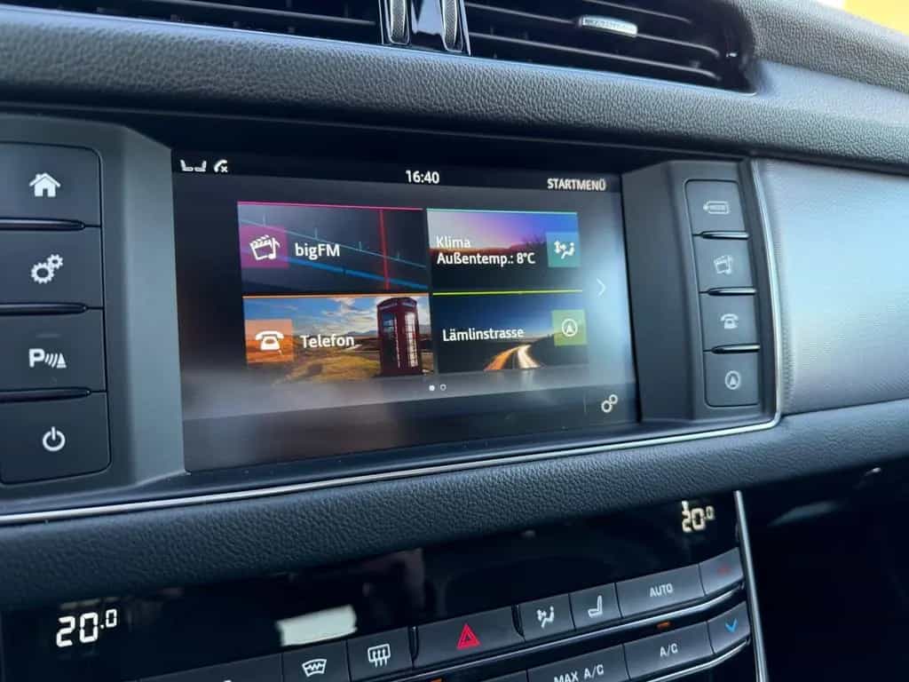 Jaguar XF 30d 300PS R-Sport Automatik Matric Head ACC 03/2017-photo-23