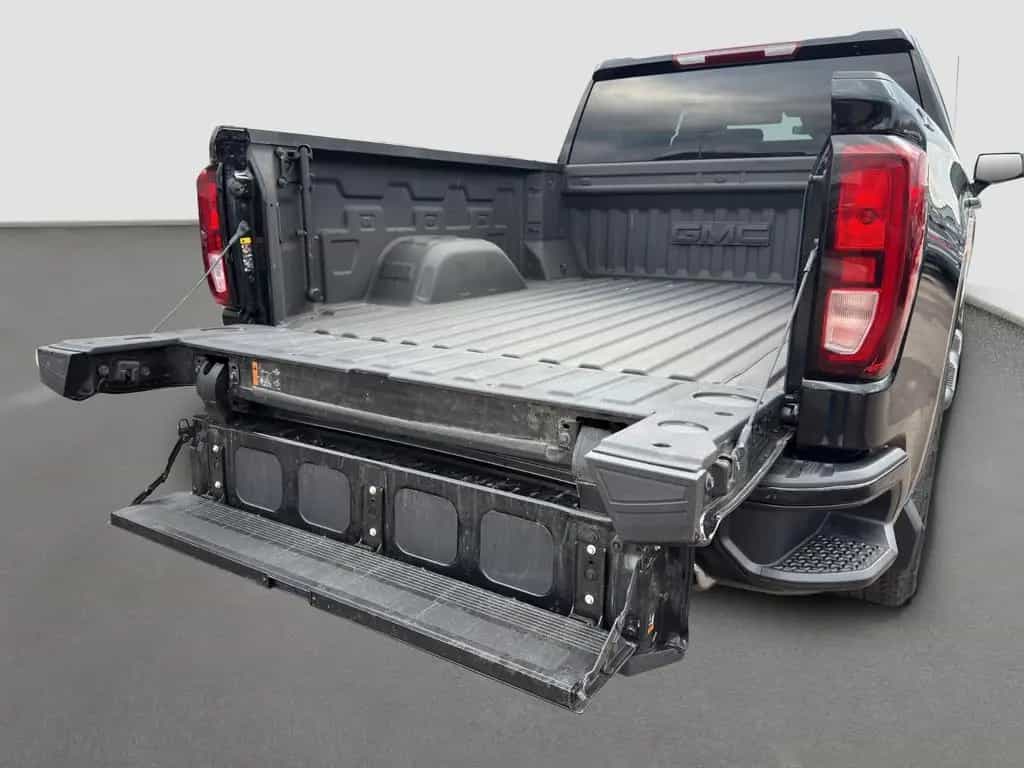 GMC Sierra 07/2023-photo-11