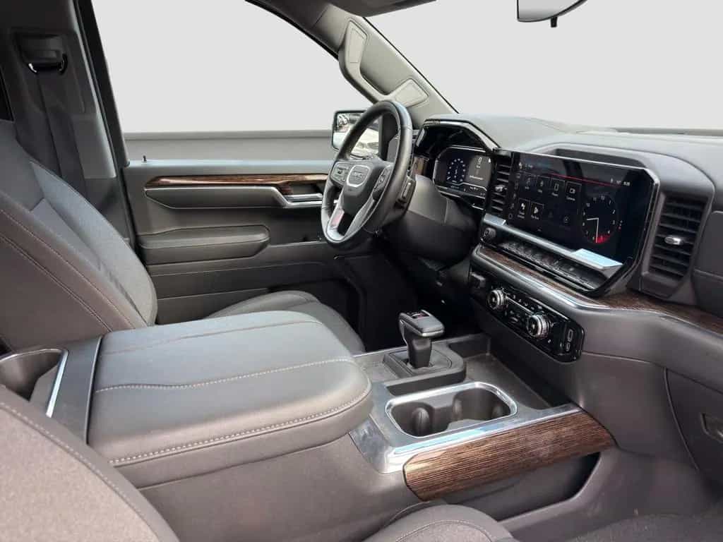 GMC Sierra 07/2023-photo-8