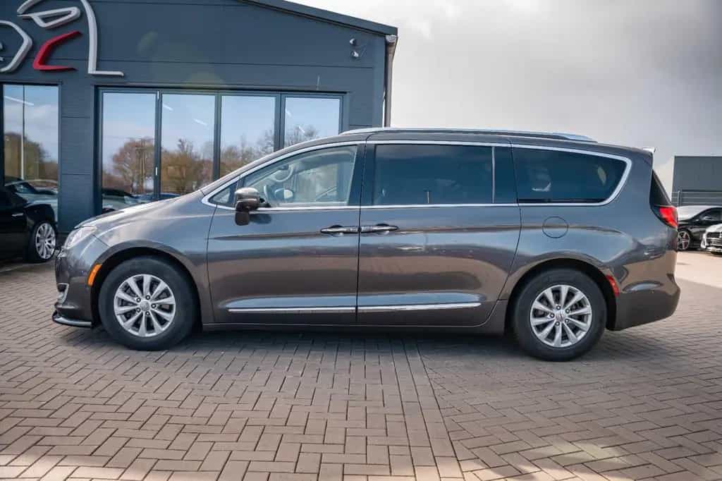 Chrysler Pacifica 3,6  TOURING L PLUS 6 SITZE LEDER ACC 07/2018-photo-12