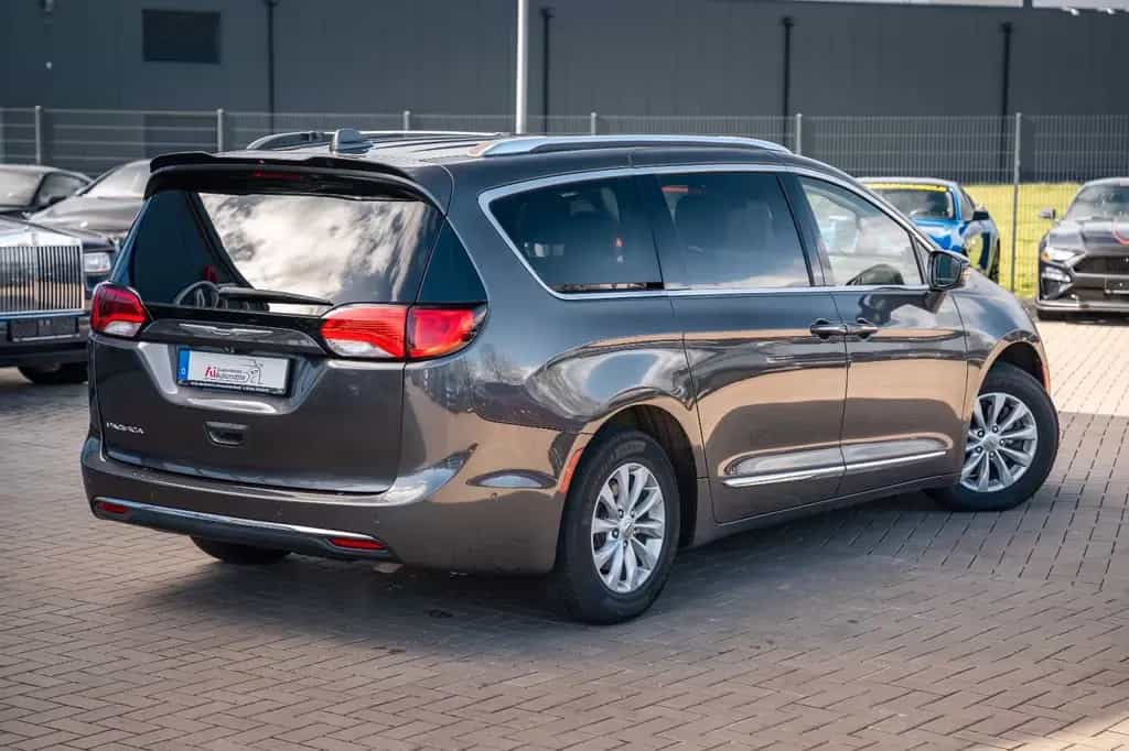 Chrysler Pacifica 3,6  TOURING L PLUS 6 SITZE LEDER ACC 07/2018-photo-13
