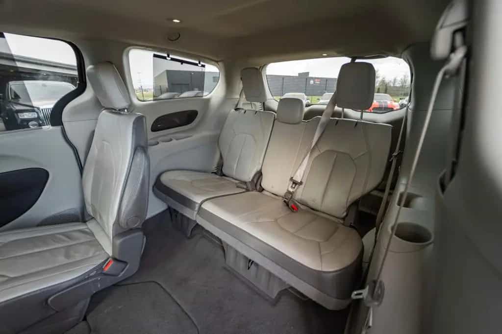 Chrysler Pacifica 3,6  TOURING L PLUS 6 SITZE LEDER ACC 07/2018-photo-27