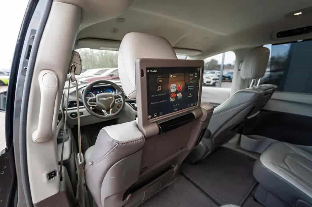 Chrysler Pacifica 3,6  TOURING L PLUS 6 SITZE LEDER ACC 07/2018-photo-28