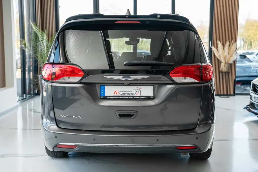 Chrysler Pacifica 3,6  TOURING L PLUS 6 SITZE LEDER ACC 07/2018-photo-6
