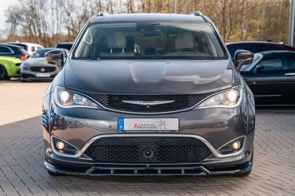 Chrysler Pacifica 3,6  TOURING L PLUS 6 SITZE LEDER ACC 07/2018-photo-8