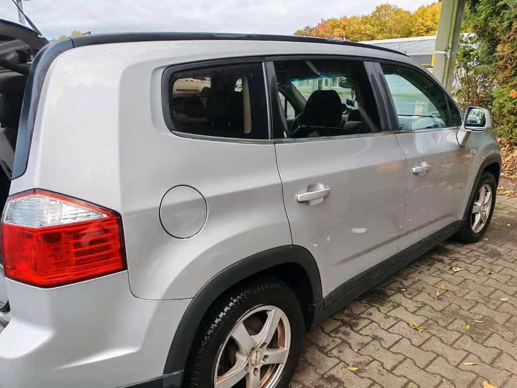 Chevrolet Orlando ,Familienauto mit 7 Sitzen 02/2012-photo-0