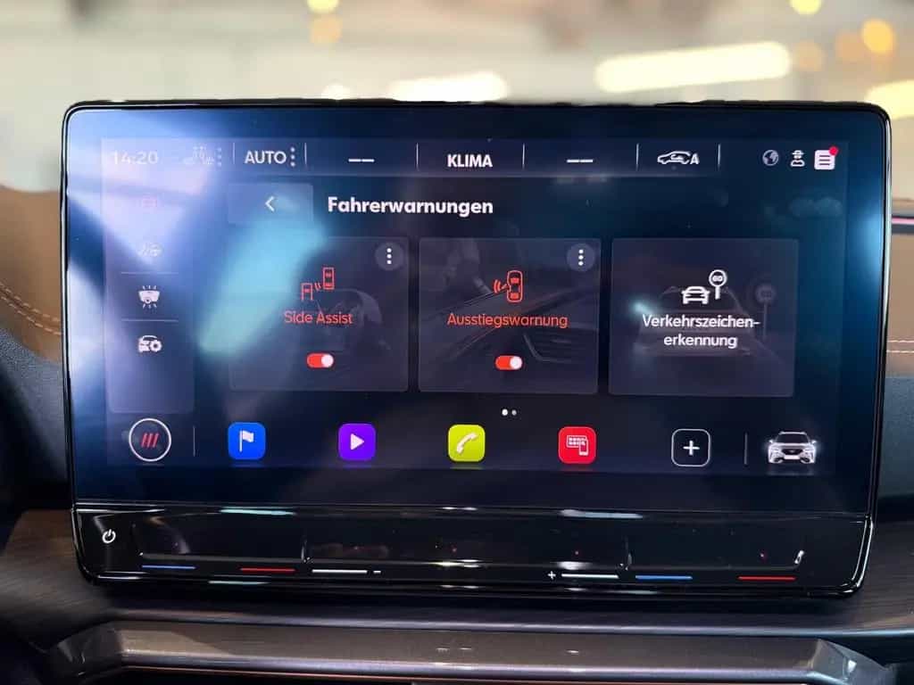 Cupra Formentor VZ 4Drive/NAVI/TEMPOMAT/KAMERA 02/2024-photo-16