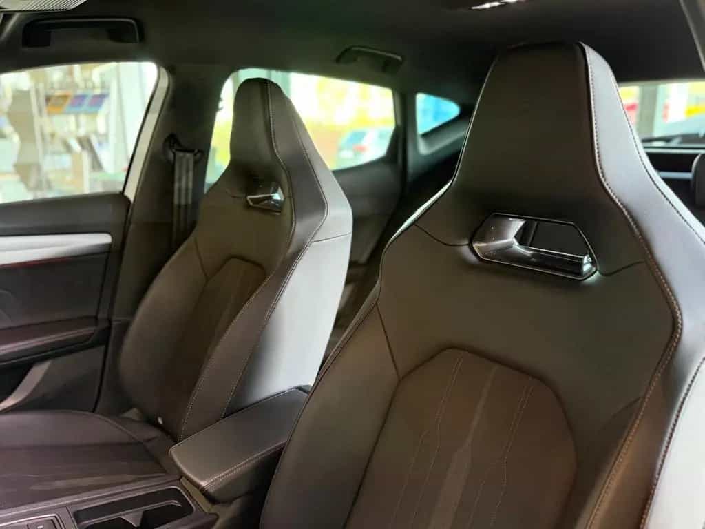 Cupra Formentor VZ 4Drive/NAVI/TEMPOMAT/KAMERA 02/2024-photo-18