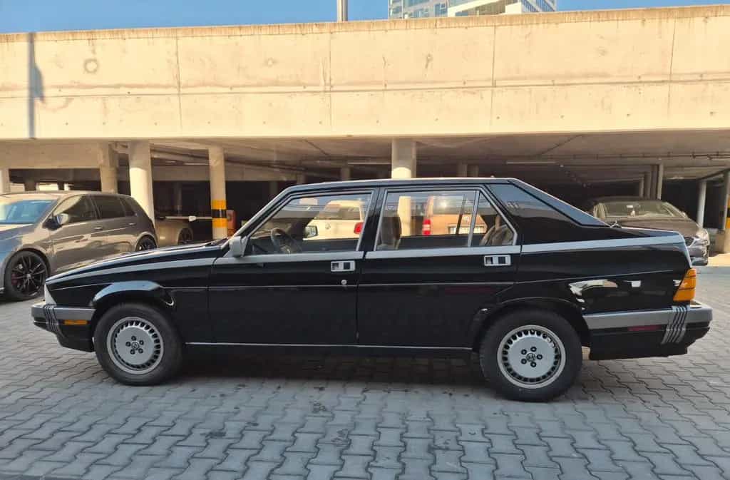 Alfa Romeo 75 2.5 V6 BUSSO, Milano, automatic, RESTORED. 06/1988-photo-11