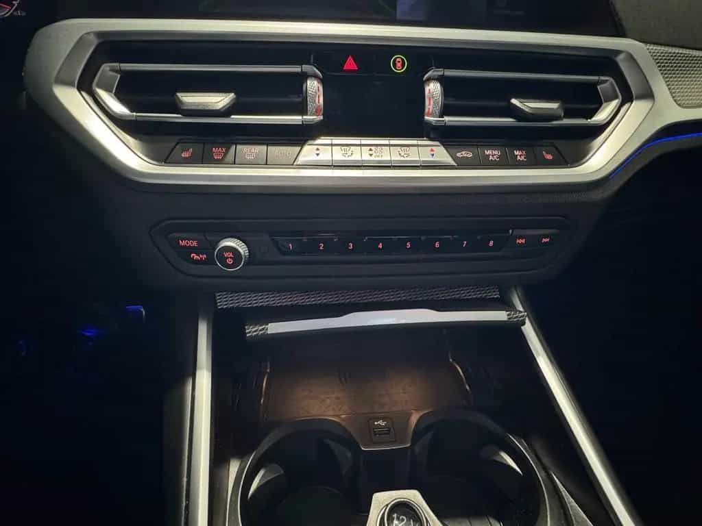 BMW 3 Series 330 d xDrive M Sport LEDER+NAVI+KAMERA+HARMANCAR 02/2020-photo-12