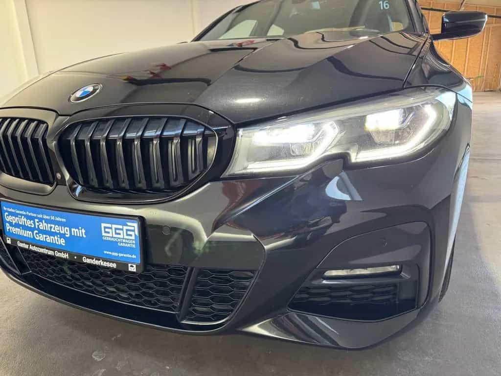 BMW 3 Series 330 d xDrive M Sport LEDER+NAVI+KAMERA+HARMANCAR 02/2020-photo-21
