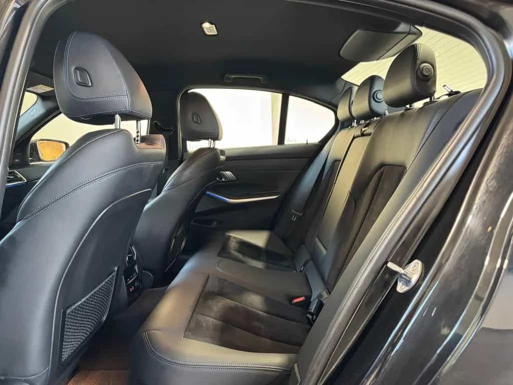 BMW 3 Series 330 d xDrive M Sport LEDER+NAVI+KAMERA+HARMANCAR 02/2020-photo-25