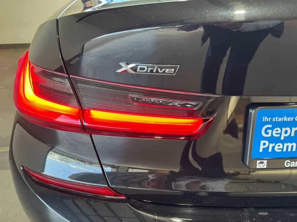 BMW 3 Series 330 d xDrive M Sport LEDER+NAVI+KAMERA+HARMANCAR 02/2020-photo-27
