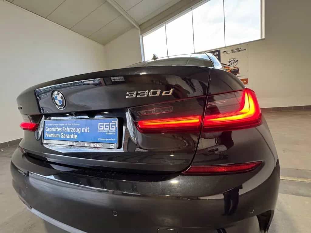 BMW 3 Series 330 d xDrive M Sport LEDER+NAVI+KAMERA+HARMANCAR 02/2020-photo-6