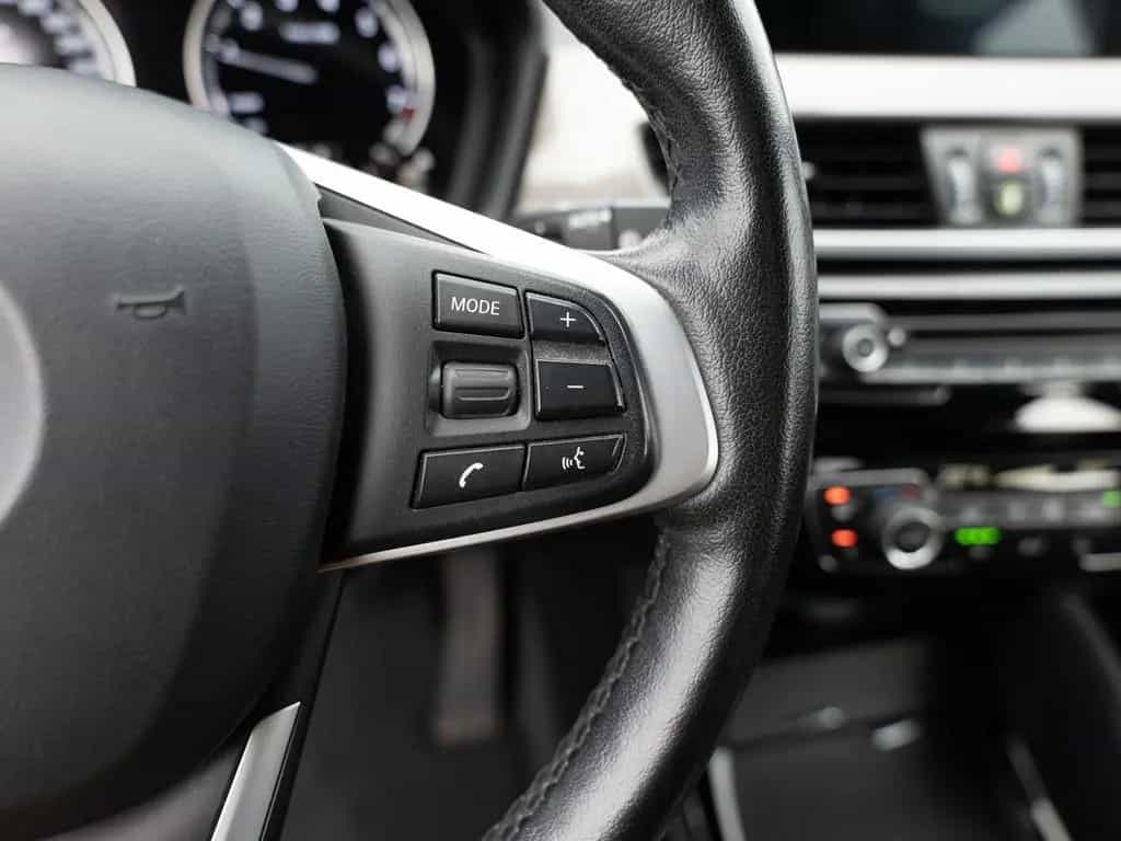 BMW X1 sDrive 18i X-Line LED NAVI SHZ PDC KLIMA 12/2018-photo-21