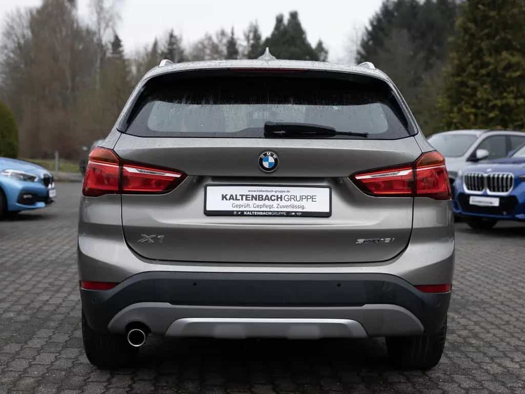 BMW X1 sDrive 18i X-Line LED NAVI SHZ PDC KLIMA 12/2018-photo-5