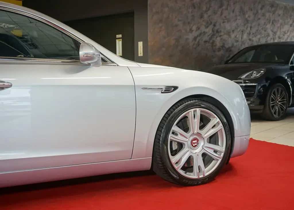 Bentley Flying Spur Mulliner v8 ACC Massage FondEntertai 03/2015-photo-11