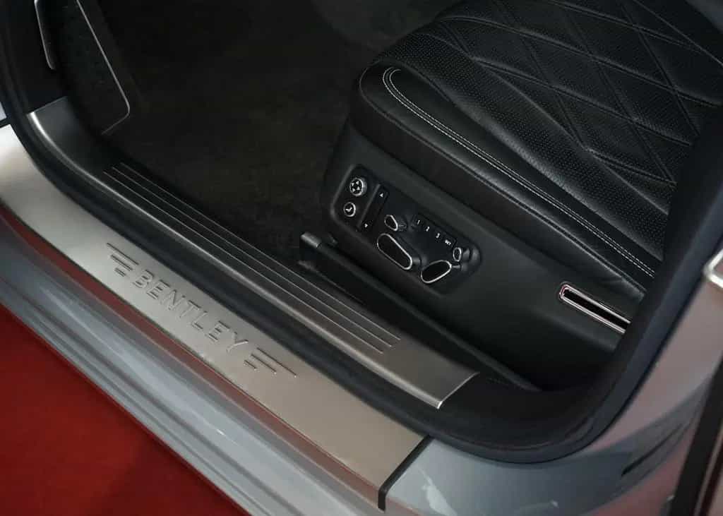 Bentley Flying Spur Mulliner v8 ACC Massage FondEntertai 03/2015-photo-20