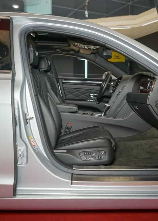 Bentley Flying Spur Mulliner v8 ACC Massage FondEntertai 03/2015-photo-31