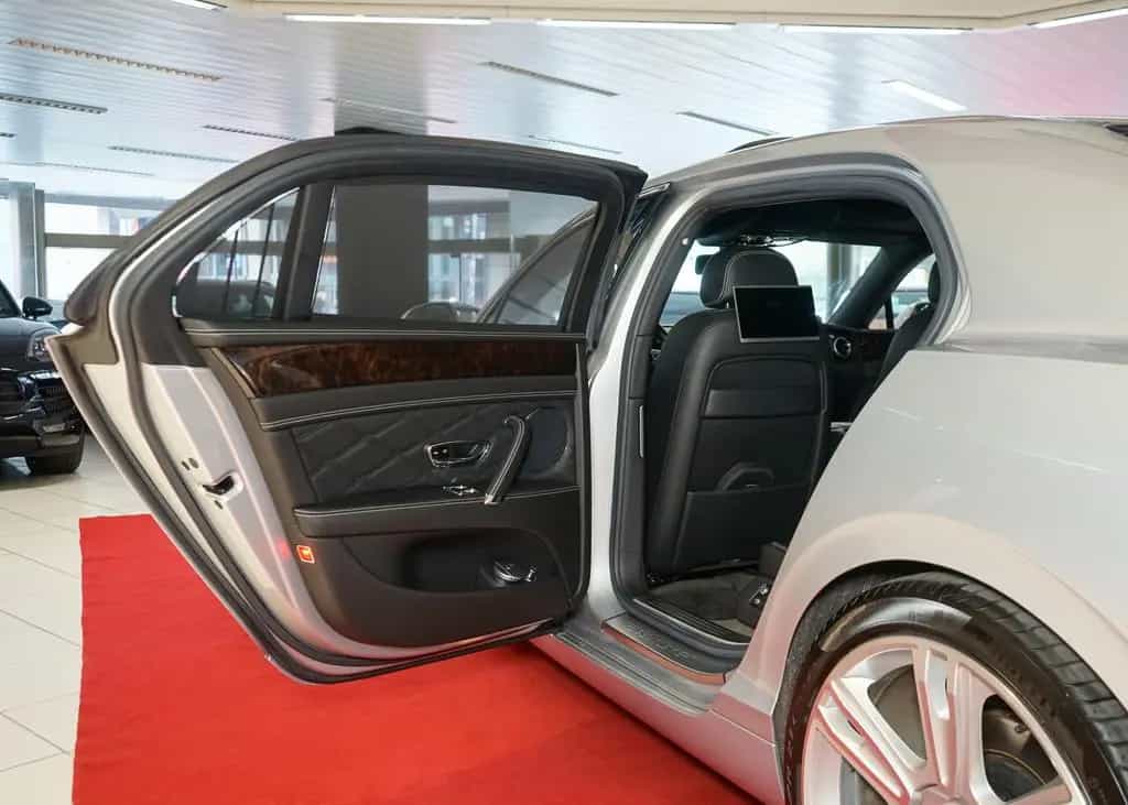 Bentley Flying Spur Mulliner v8 ACC Massage FondEntertai 03/2015-photo-33