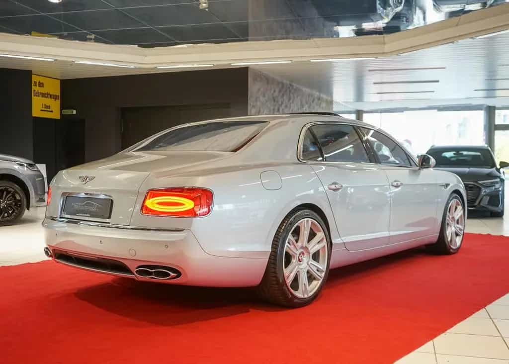 Bentley Flying Spur Mulliner v8 ACC Massage FondEntertai 03/2015-photo-8