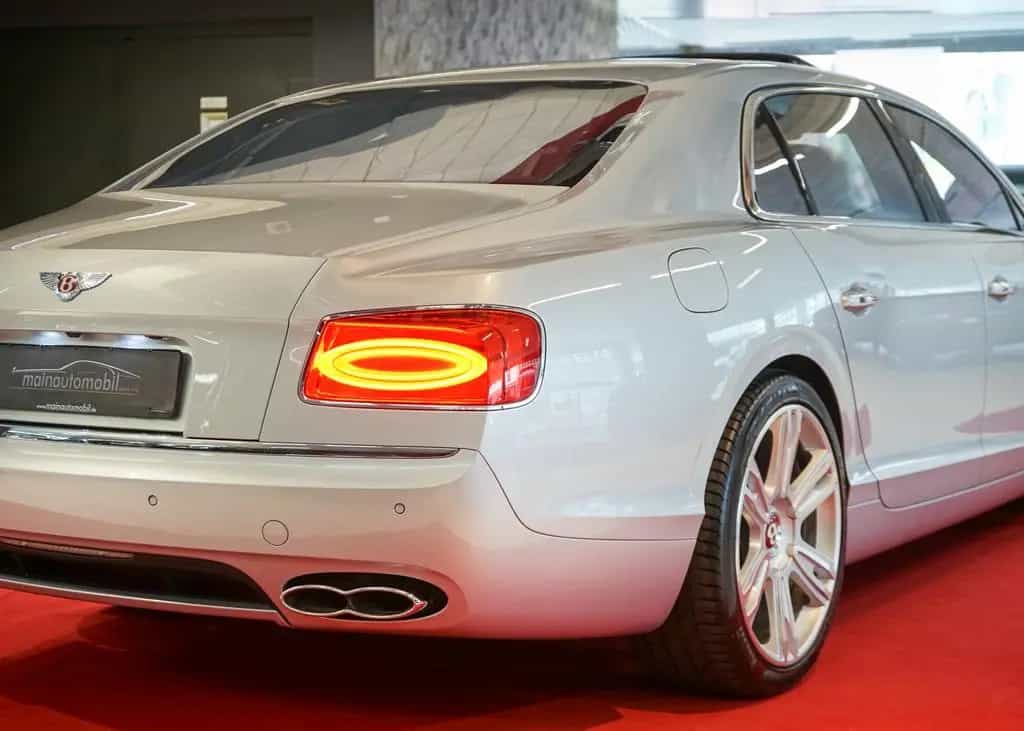 Bentley Flying Spur Mulliner v8 ACC Massage FondEntertai 03/2015-photo-9