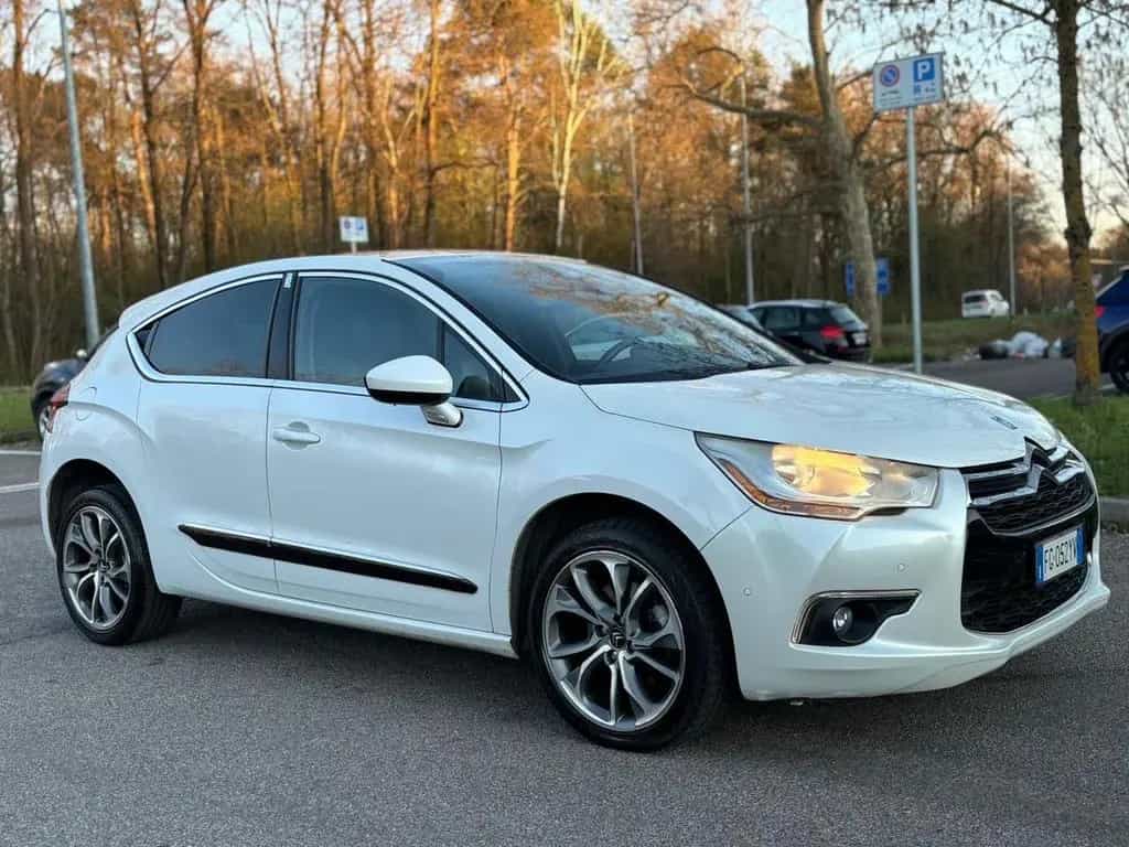 DS Automobiles DS4 Ds DS4 4 2.0 HDi 160 Pure Pearl 03/2013-photo-2