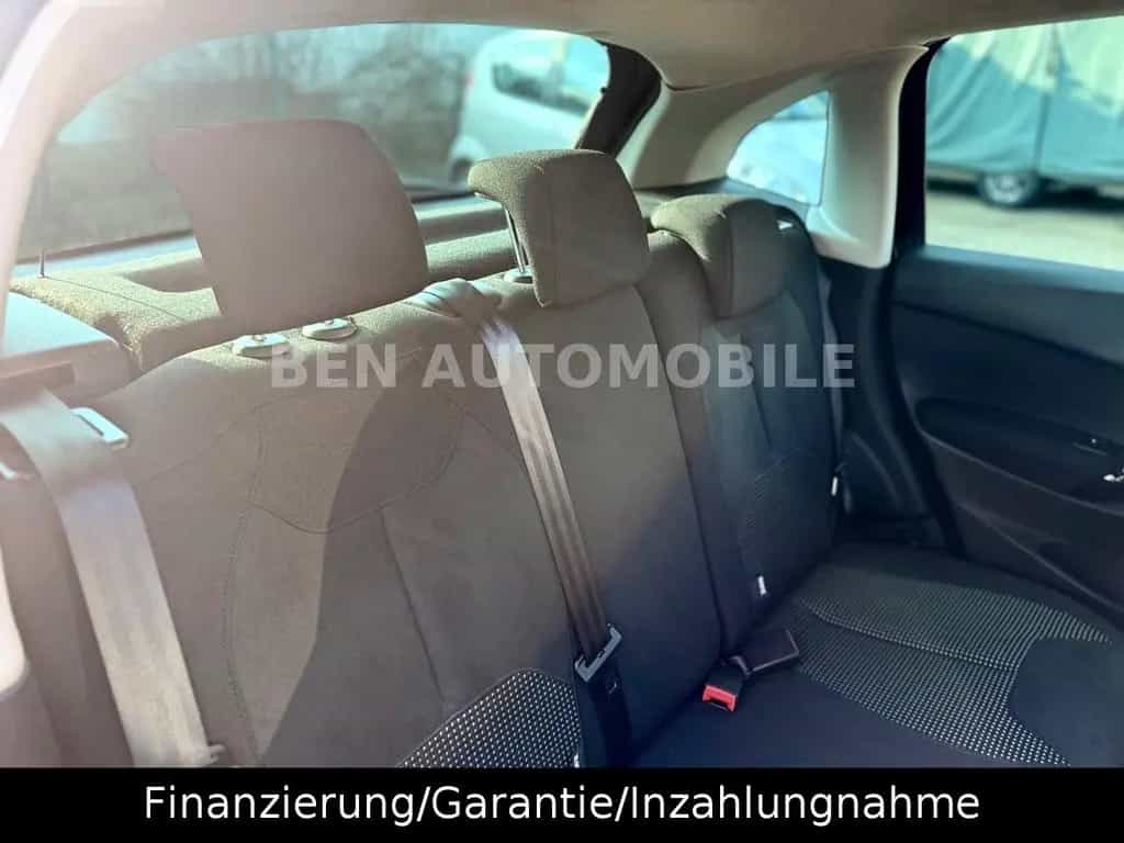 Citroën C3 Exclusive 1.6 VTI120 *Pano*PDC*Tempomat*EU-5* 03/2014-photo-22