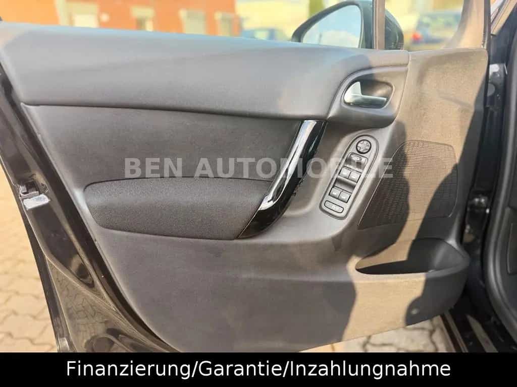 Citroën C3 Exclusive 1.6 VTI120 *Pano*PDC*Tempomat*EU-5* 03/2014-photo-5