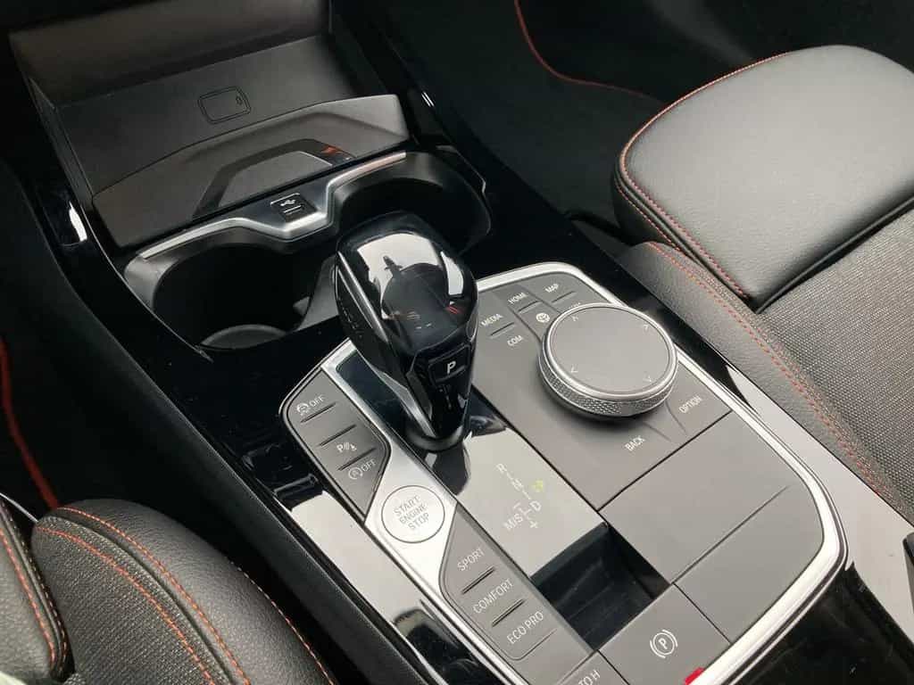 BMW 118 i SPORTLINE +LED+NAVI+KAMERA+TEMPOMAT+ 03/2020-photo-18