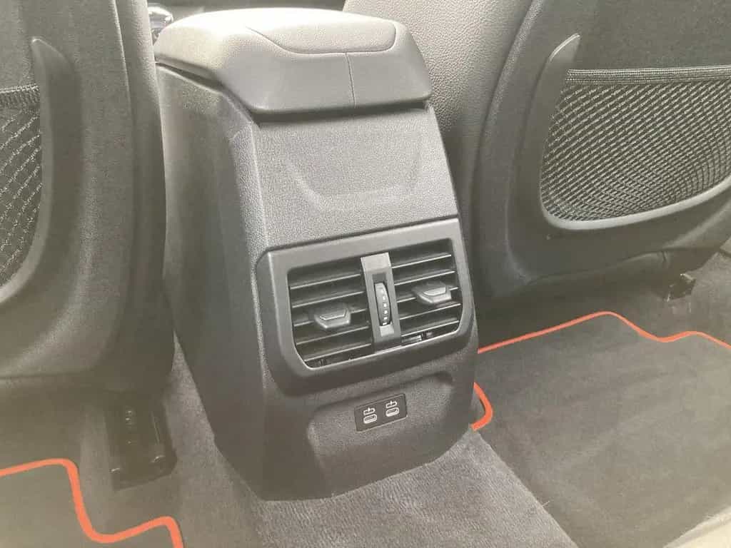 BMW 118 i SPORTLINE +LED+NAVI+KAMERA+TEMPOMAT+ 03/2020-photo-31