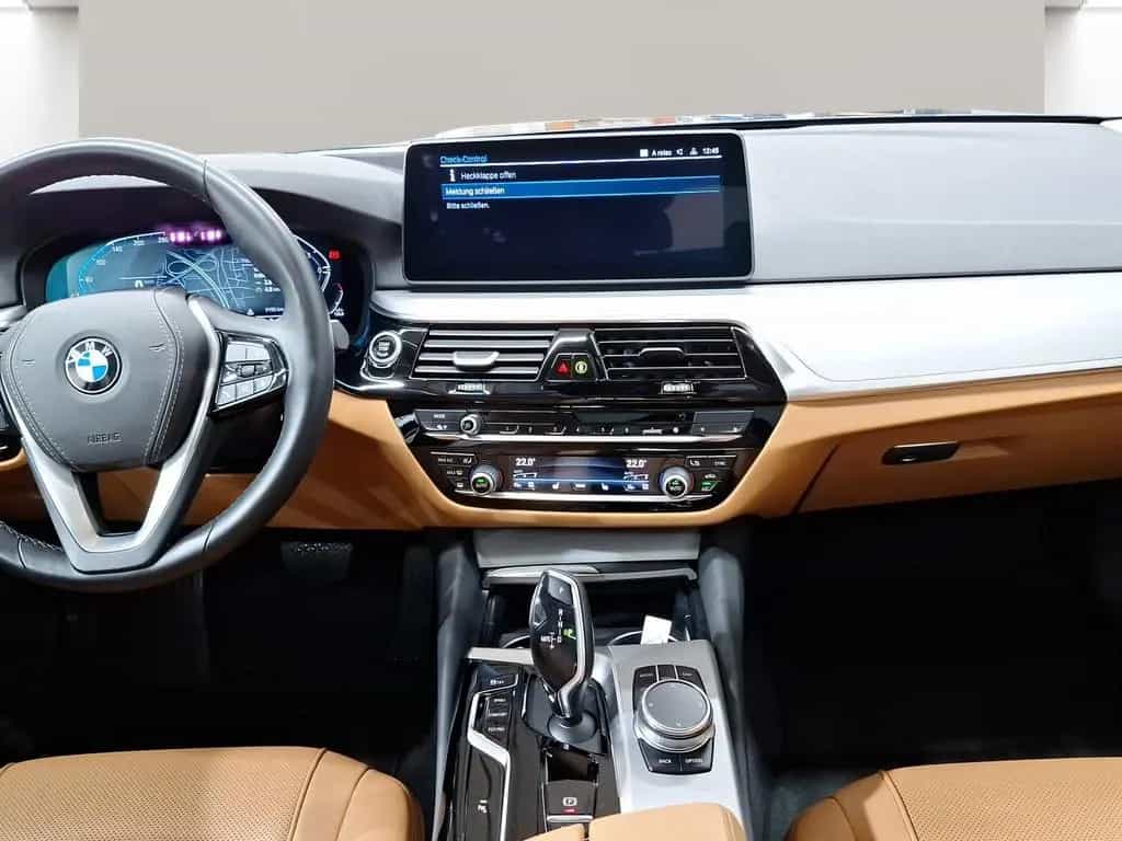 BMW 5 Series 520d xDrive Touring Standheizung Kamera HiFi 03/2023-photo-6