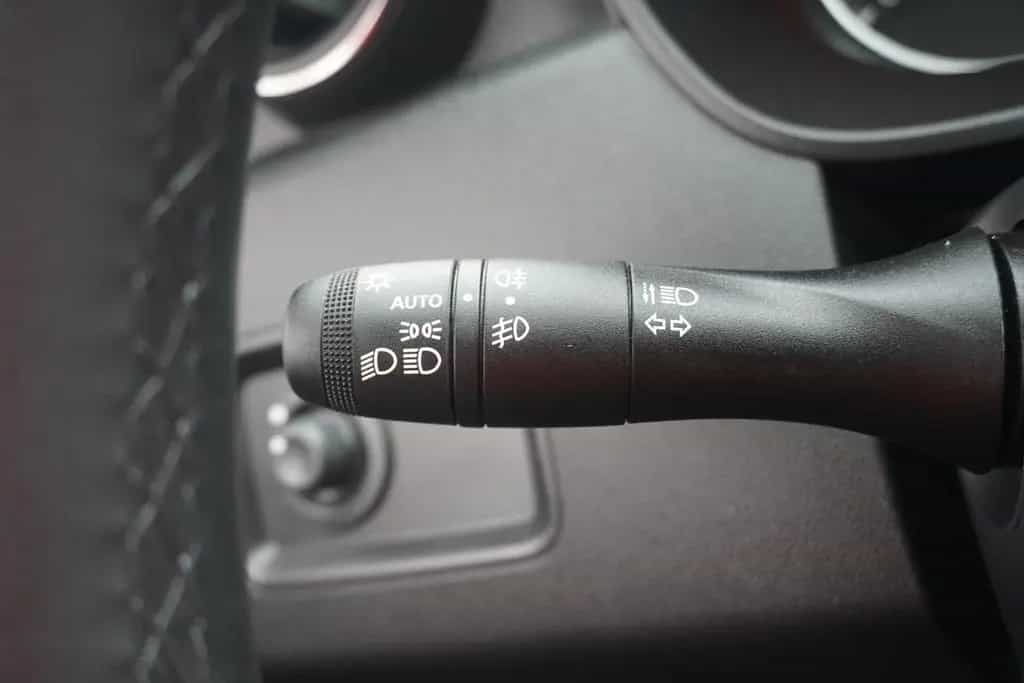 Dacia Duster TCe 125 Navi Kamera PDC Freisprechanlage 08/2018-photo-17