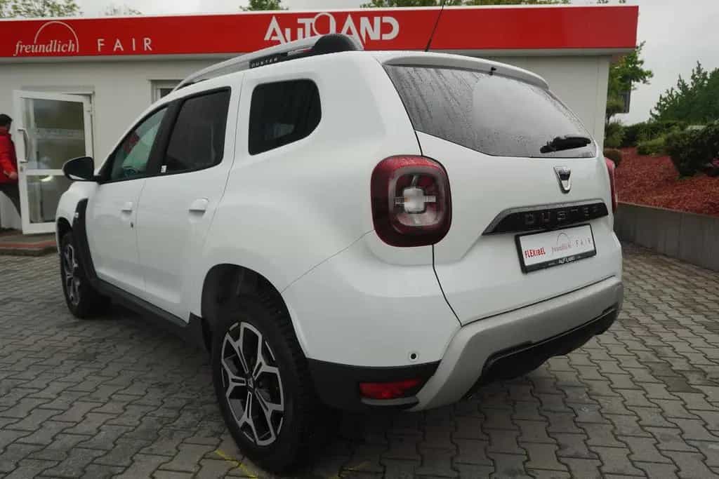 Dacia Duster TCe 125 Navi Kamera PDC Freisprechanlage 08/2018-photo-3