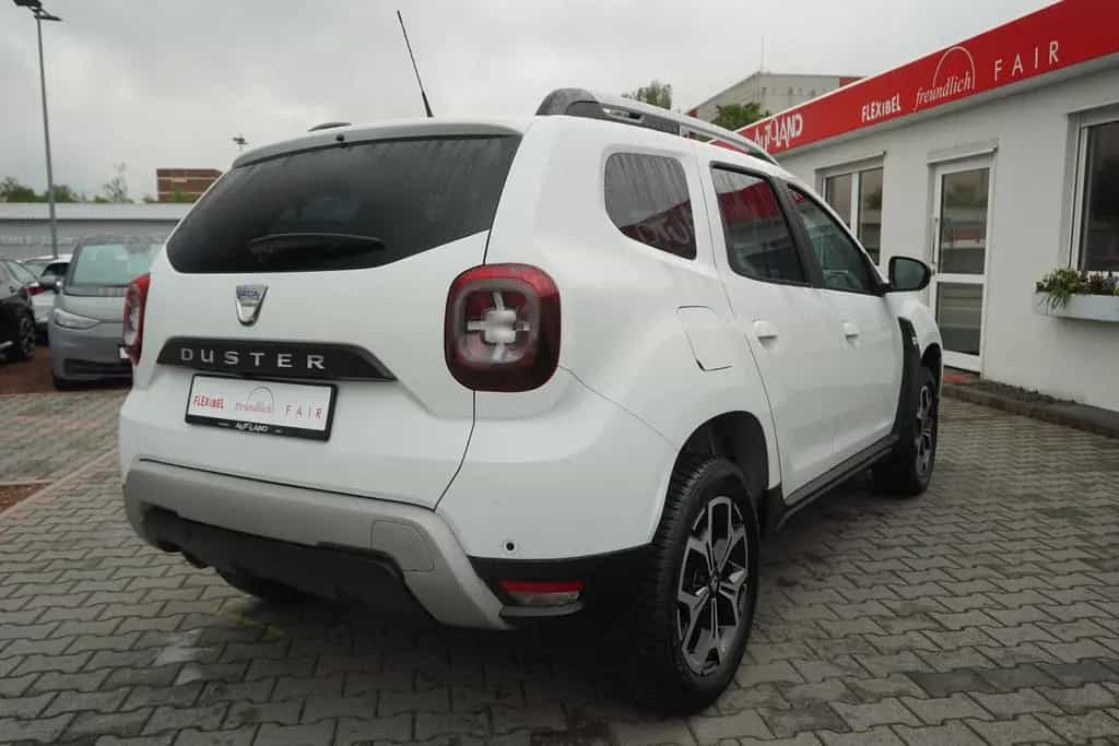 Dacia Duster TCe 125 Navi Kamera PDC Freisprechanlage 08/2018-photo-5