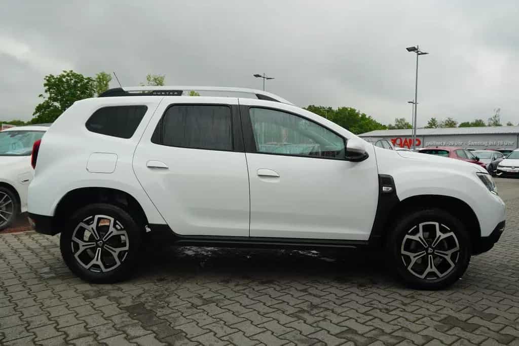 Dacia Duster TCe 125 Navi Kamera PDC Freisprechanlage 08/2018-photo-6