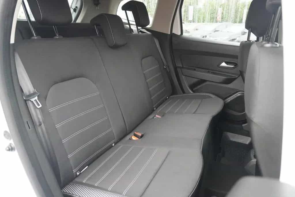 Dacia Duster TCe 125 Navi Kamera PDC Freisprechanlage 08/2018-photo-9