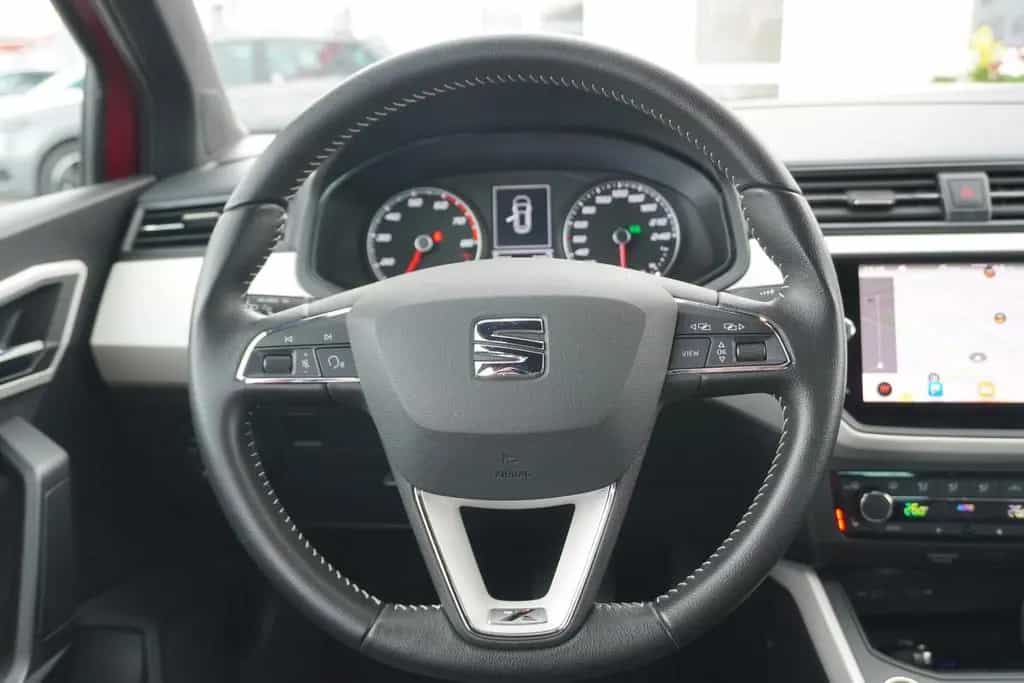 Seat Arona 1.0 TSI Xcellence DSG LED Navi FullLink 02/2021-photo-13