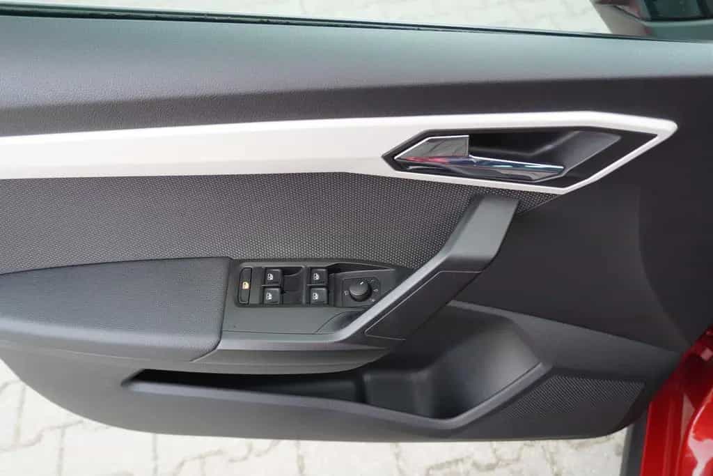 Seat Arona 1.0 TSI Xcellence DSG LED Navi FullLink 02/2021-photo-20