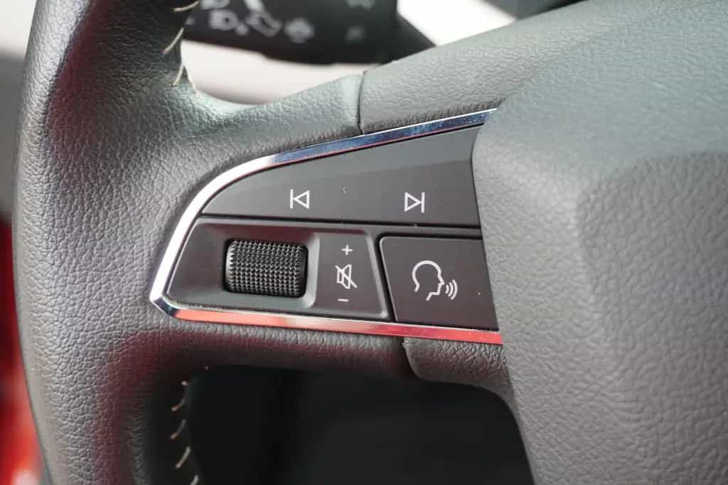 Seat Arona 1.0 TSI Xcellence DSG LED Navi FullLink 02/2021-photo-24