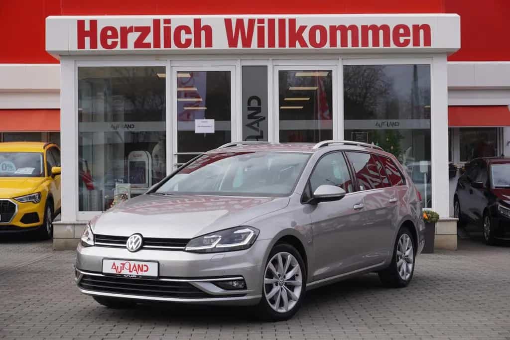 Volkswagen Golf VII Variant 1.5TSI Highline LED AHK Kamera 06/2018-photo-0