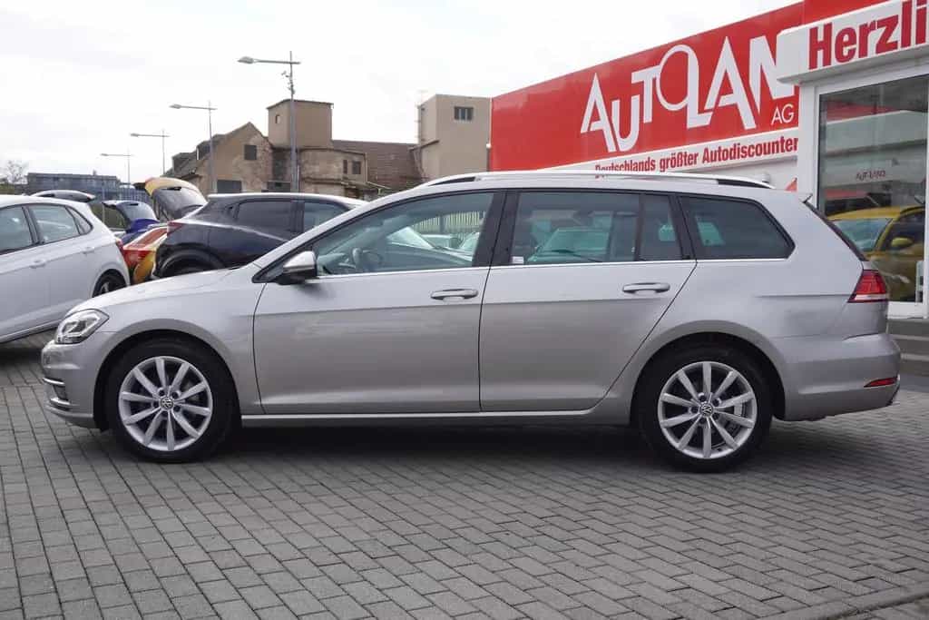Volkswagen Golf VII Variant 1.5TSI Highline LED AHK Kamera 06/2018-photo-1
