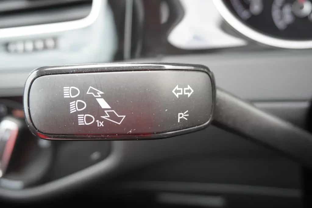 Volkswagen Golf VII Variant 1.5TSI Highline LED AHK Kamera 06/2018-photo-24