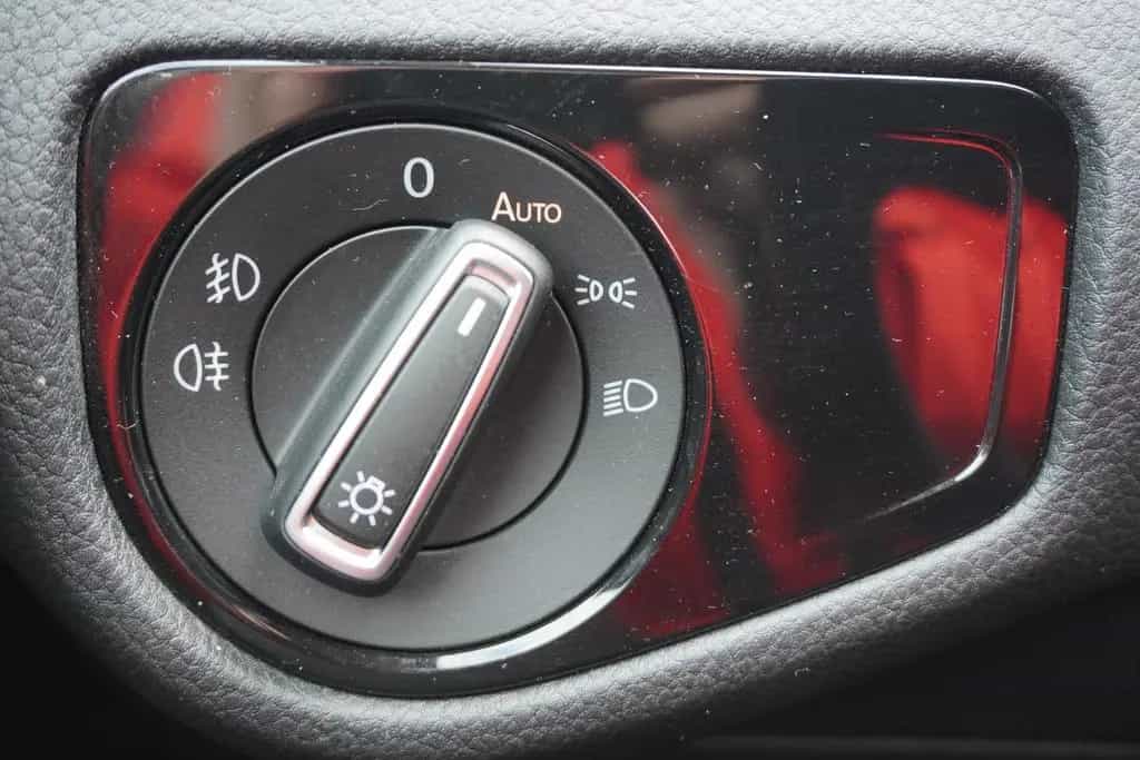 Volkswagen Golf VII Variant 1.5TSI Highline LED AHK Kamera 06/2018-photo-26