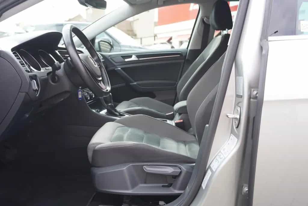Volkswagen Golf VII Variant 1.5TSI Highline LED AHK Kamera 06/2018-photo-29