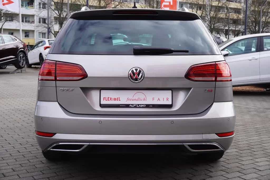 Volkswagen Golf VII Variant 1.5TSI Highline LED AHK Kamera 06/2018-photo-3