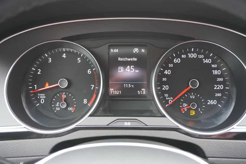 Volkswagen Passat Variant Passat 1.8 TSI Variant Highline LED ACC Tempomat 01/2017-photo-20