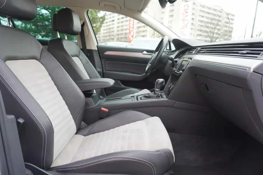 Volkswagen Passat Variant Passat 1.8 TSI Variant Highline LED ACC Tempomat 01/2017-photo-27