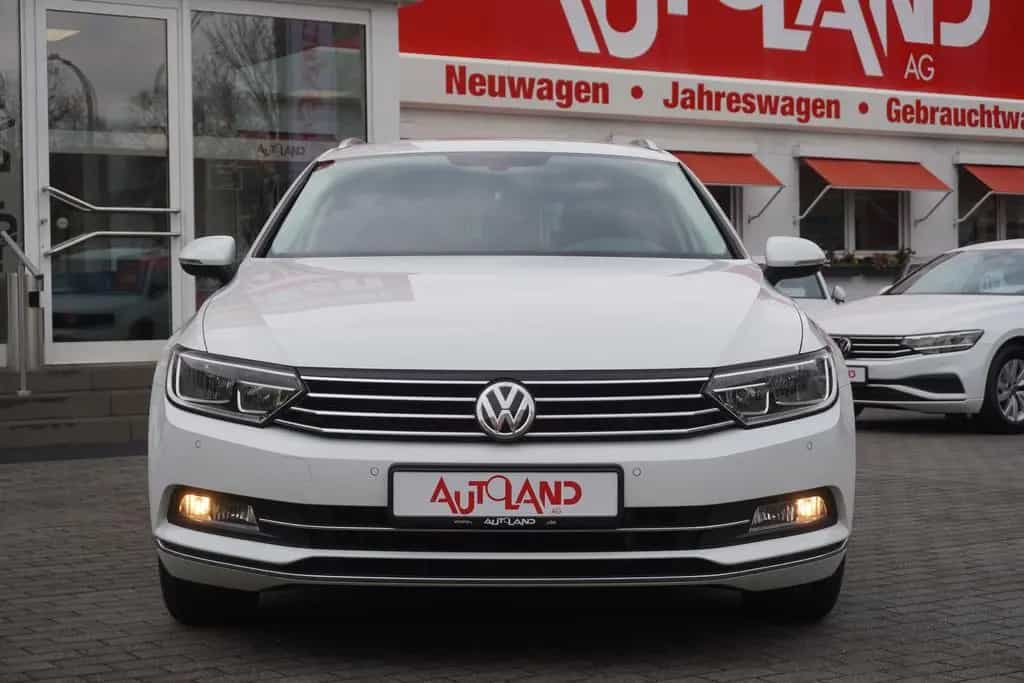 Volkswagen Passat Variant Passat 1.8 TSI Variant Highline LED ACC Tempomat 01/2017-photo-8